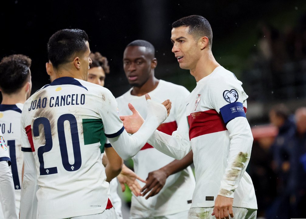 EN EURQ LCH POR 3MHL 231116