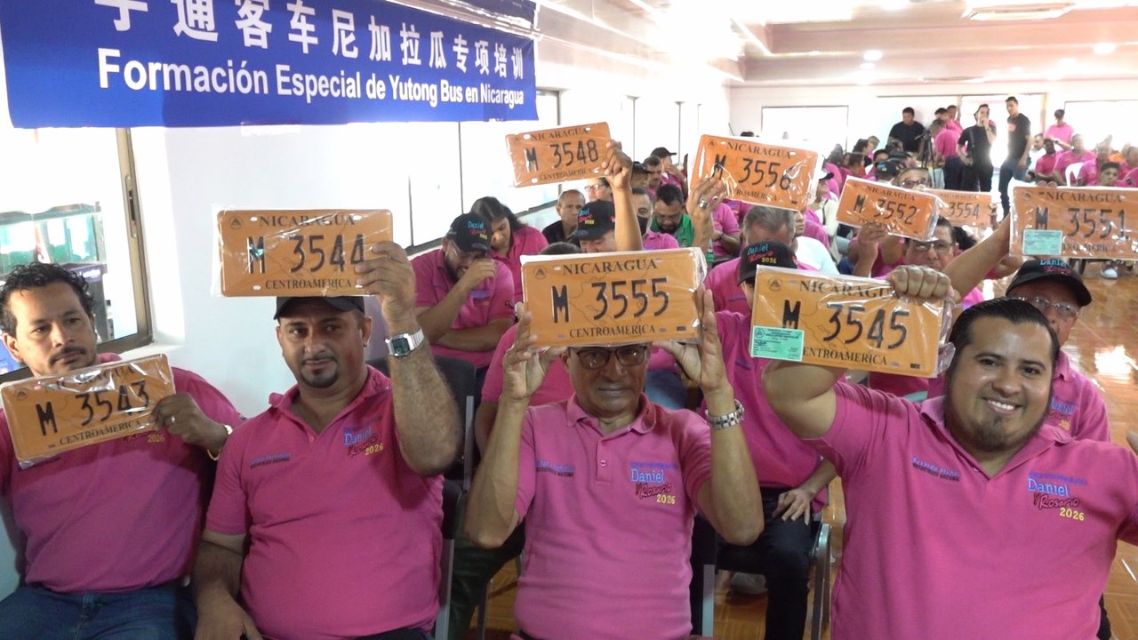 Nueve cooperativas de Managua reciben 130 buses chinos