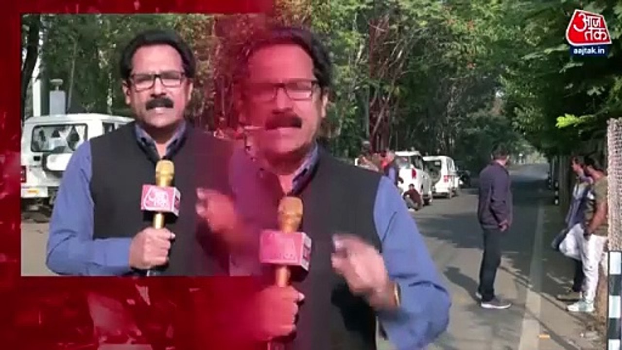 Kamal Nath casts vote after taking blessings in temple