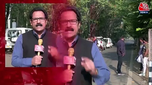 Kamal Nath casts vote after taking blessings in temple