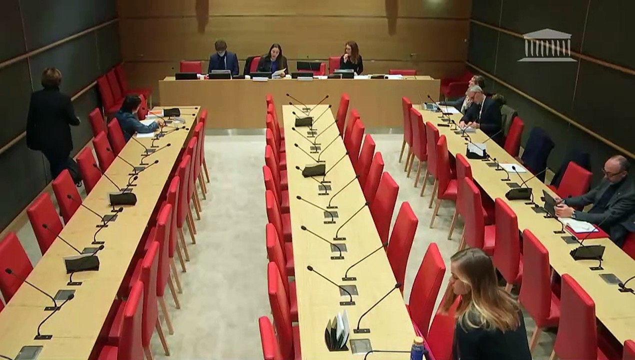 Défaillances de fonctionnement au sein des fédérations sportives : Mme Fabienne Bourdais, dir des sports au ministère des sports ; M. Stéphane Nomis, pdt de la Fédération française de judo, et M. Sébastien Nolesini, dg - Jeudi 16 novembre 2023