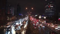 İstanbul'da akşam saatlerinde trafik yoğunluğu yüzde 80'e ulaştı