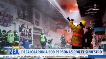 Incendio consume bodega en la Col. Centro de la CDMX
