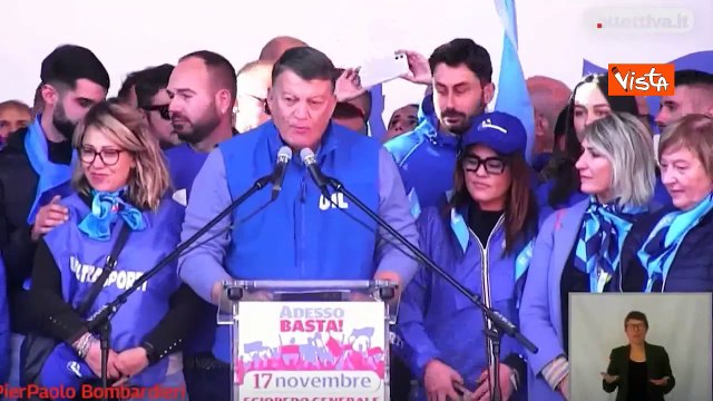 Bombardieri a Manifestazione Cgil e Uil a Roma: Salvini guarda questa piazza e porta rispetto