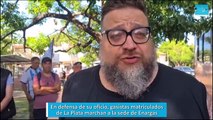 En defensa de su oficio, gasistas matriculados de La Plata marchan a la sede de Enargas