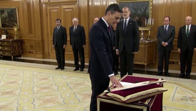 Militares retirados reclaman a las FFAA destituir a Sánchez y convocar elecciones