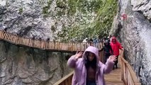 Sonbaharda ayrı bir güzelliğe bürünen Horma Kanyonu, ziyaretçi akınına uğruyor