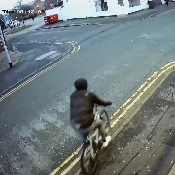 Elderly woman bangs head on pavement after being pushed to floor by cyclist during robbery in Preston