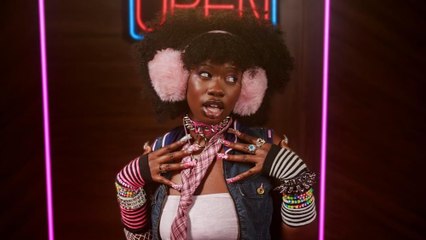 Aliyah’s Interlude “IT GIRL” (Live Performance) | Genius Open Mic