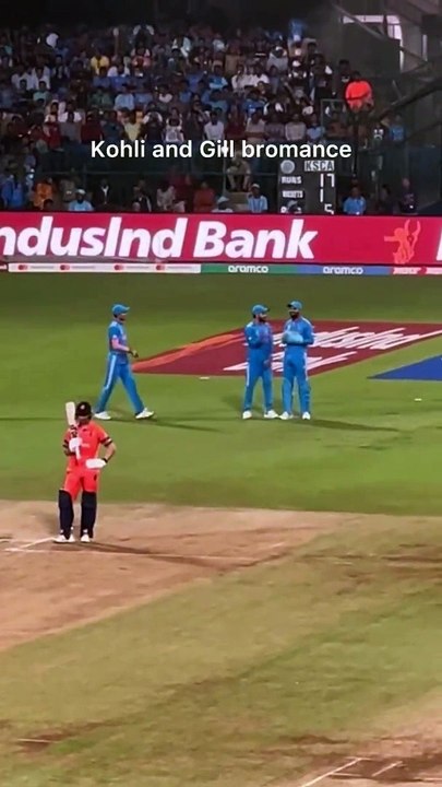 VIRAT and SHUBHIIIIII❤️ They actually can't keep their hands off I love them #ViratKohli  #ShubmanGill