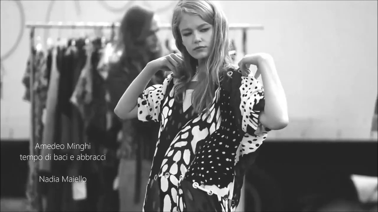 Amedeo Minghi - tempo di baci e abbracci (live del 21 dicembre 2009 al Teatro Ghione in Roma)