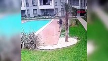 Un travailleur du fret est tombé dans la piscine d'un chantier de luxe à Bursa