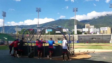 LVBP: Práctica de Tiburones de La Guaira
