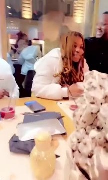 Aïcha Trembler à Paris : La starlette rencontre cette star africaine (VIDEO)