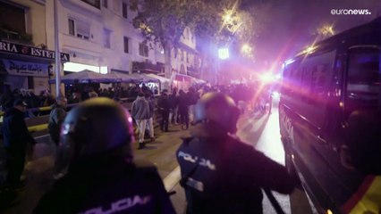 بيدرو سانشيز يؤدي اليمين رئيسا لوزراء إسبانيا أمام ملك البلاد.. والمعارضة تواصل التظاهر