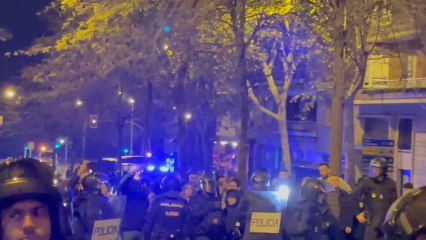 Ortega Smith increpa a los policías