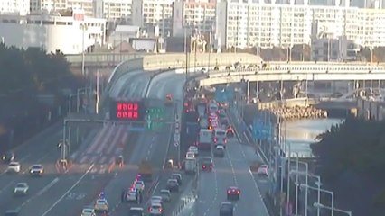 부산 첫눈에 일부 도로 결빙...광안대교 긴급통제 / YTN