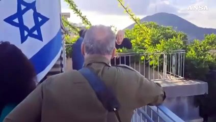 Скачать видео: Nel kibbutz a un chilometro dal Libano, 