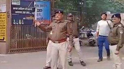 ग्वालियर: कड़ी सुरक्षा व्यवस्था के बीच में पहुंची EVM मशीन, थ्री लेयर इंतजाम किए गए