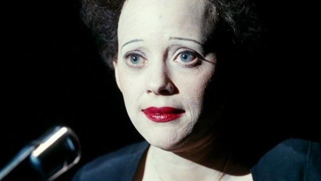 Marion Cotillard : le personnage d'Édith Piaf la harcèle après La Môme