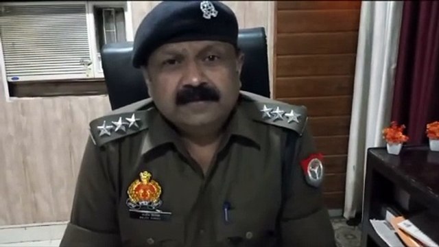 पीएसी के सिपाही ने मैरिज होम में युवती से की हैवानियत, देखें वीडियो