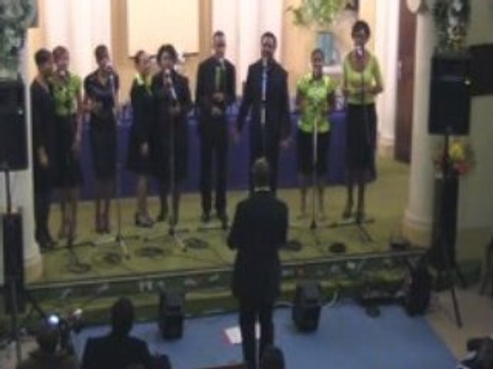 CREATION GOSPEL ..LA PRESENCE DU SEIGNEUR.. LIVE A REIMS