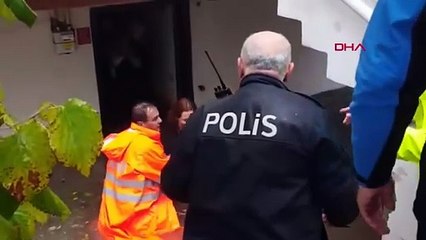 Balıkesir'de Sağanak Nedeniyle Su Baskını: İtfaiye Ekipleri Aileyi Kurtardı