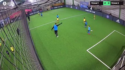 Gilles 18/11 à 12:07 - Football Terrain 1 (LeFive Valenciennes)