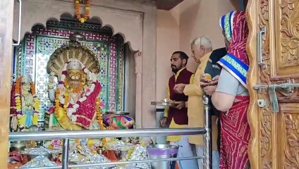 भगवान नृसिंह को लगा व्यंजनों का भोग, गूंजे भजन