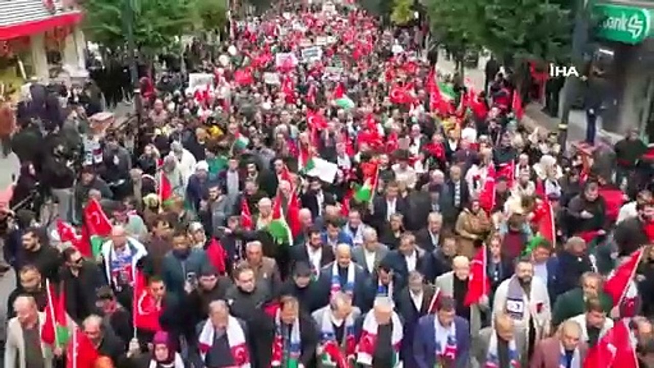 La municipalité d'Isparta a organisé une marche en soutien à la Palestine