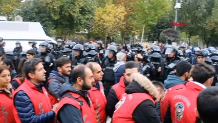 Intervention de la police lors de la marche d'Öcalan à Diyarbakır : 51 personnes arrêtées