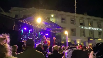 Harry Potter Actor, Chris Rankin switches on Brecon's Christmas lights!