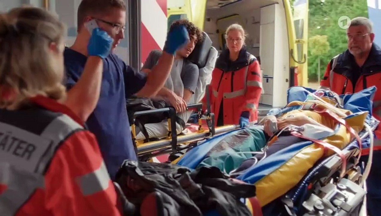 Heiß und kalt (334) - In aller Freundschaft – Die jungen Ärzte