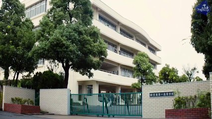 شاب بيقدر يشوف الأرواح الشريرة ولازم يحاربهم عشان ينقذ أهله _ ملخص فيلم Bleach