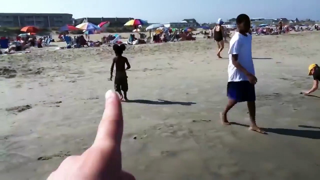 RandomRisaa - BEACH!!!