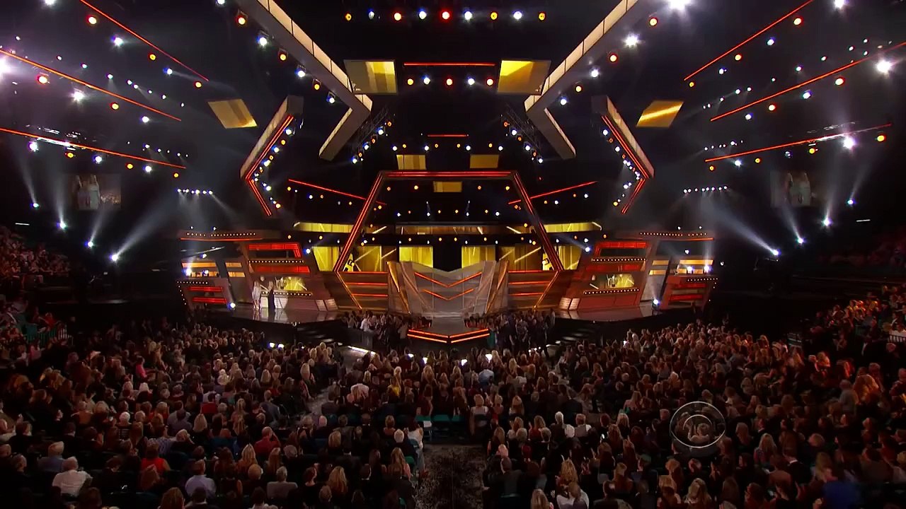 Darius Rucker - Wagon Wheel & Lady Antebellum (Live at the 49th Annual ACM Awards 2014)