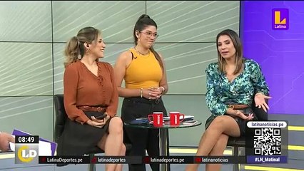 Alicia Retto y Fatima Aguilar con falda negra
