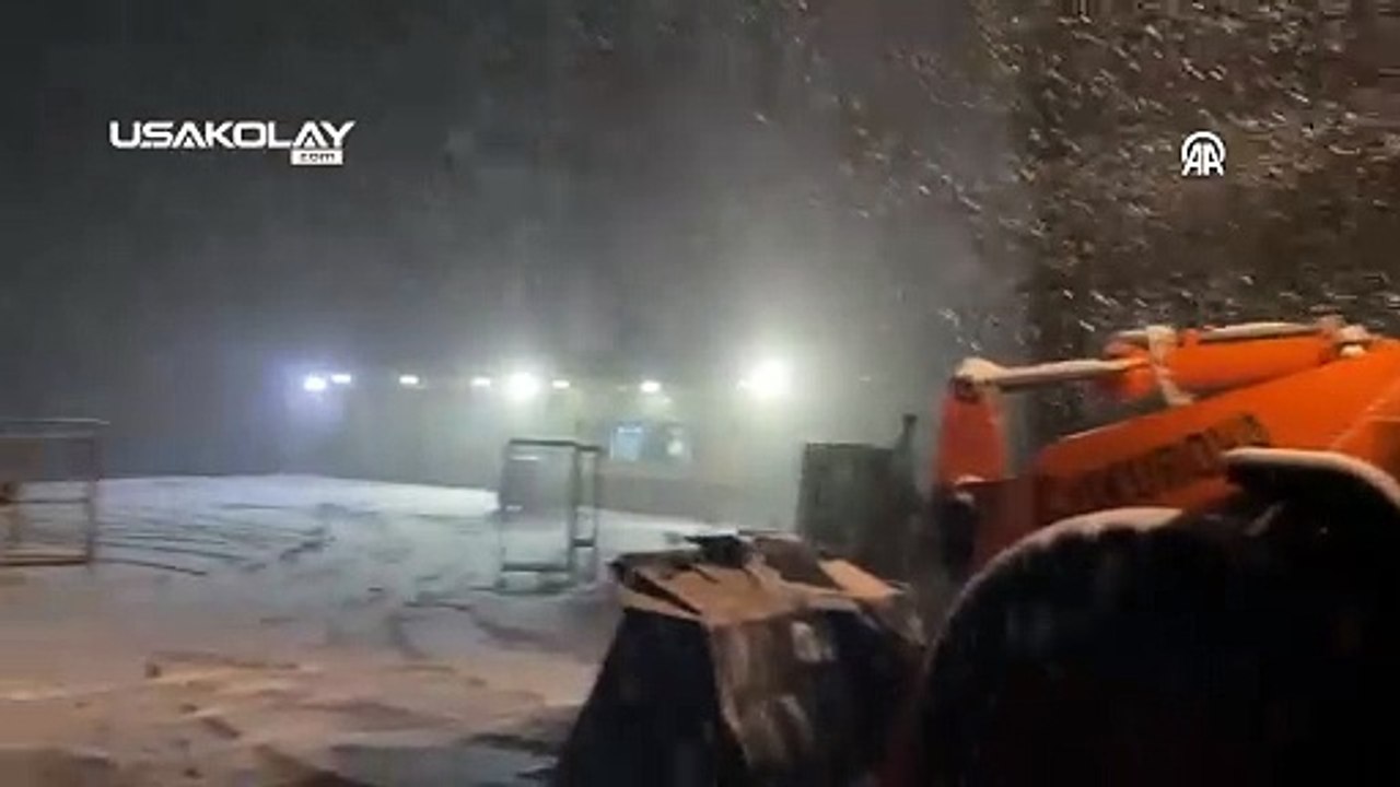 Kütahya'da Kar Yağdı Özlenen Görüntüler.