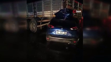 Gaziantep'te otomobil tıra arkadan çarptı: 1 ölü, 3 yaralı