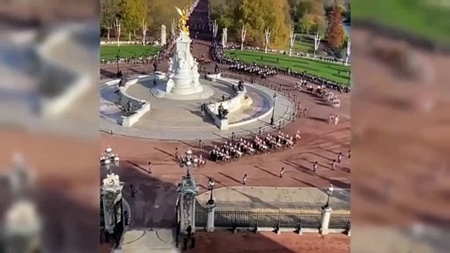 Rey Carlos III, Procesión de carro - Visita de Estado del Presidente de Sudáfrica al Rey de Reino Unido - Palacio de Buckinham (22/11/2022)