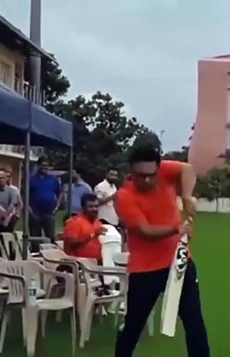 Video: लगातार गिरते विकटों के बीच BCCI सचिव जय शाह का वार्म-अप वीडियो आया सामने, बैट चलाते दिखे अध्यक्ष