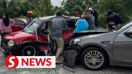 Former cop and actor Shaharon Anuar involved in Batu Gajah accident