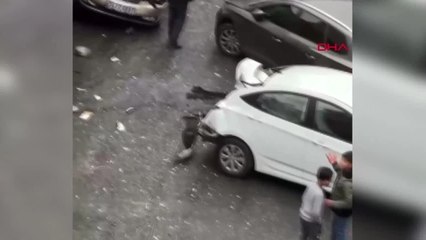 Bağcılar'da frenleri boşalan çöp kamyonu çok sayıda otomobile çarptı