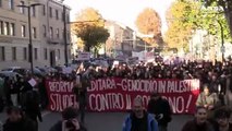 Torino, Meloni e Netanyahu imbrattati di sangue al corteo studenti