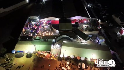 Com espaço lotado, Pyong Lee dá show de poder da mente na segunda noite da Cajazeiras Expo Negócios