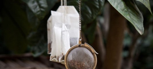 Astuce TikTok : réparez un ongle cassé avec un sachet de thé !