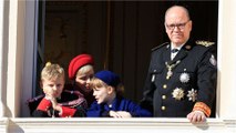 VOICI : Albert II et Charlène de Monaco : leur fils Jacques apparaît la mine boudeuse au balcon en pleine fête nationale