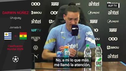 Darwin y Araujo en la concentración con Uruguay