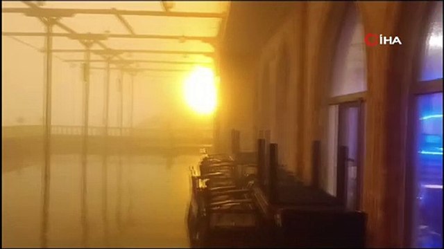 Mardinde toz taşınımı her yeri kızıla bürüdü