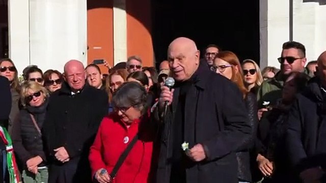 Femminicidio Cecchettin, Nordio al flash-mob per Giulia: Le leggi non bastano, serve l'educazione